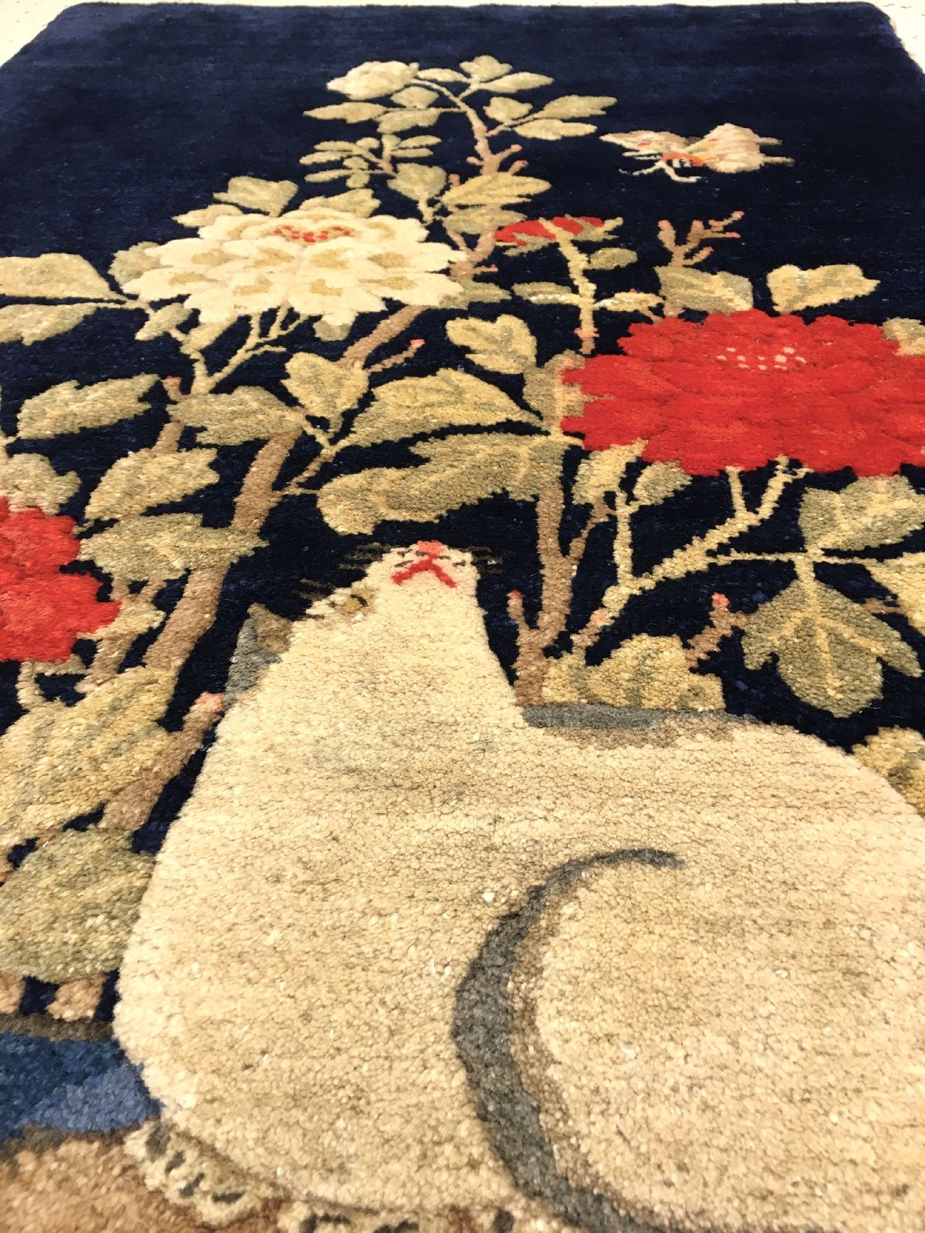 Detail b: Pao Tao antik (Neujahr Teppich zum Jahr der Ratte), Nordostchina, um 1900, Wolle geknüpft auf Baumwolle. Rarer Jubiläumsteppich gemacht zum Jahr ...