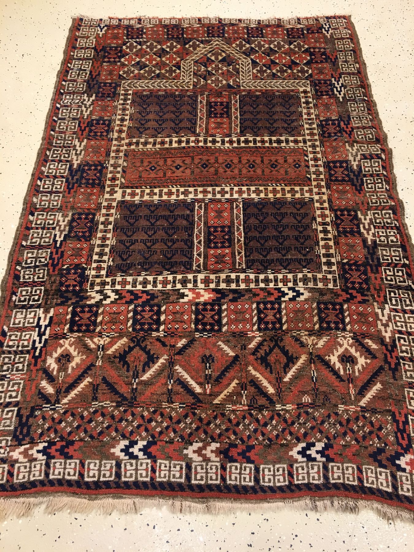 Detail a: Seltener Belutsch "Engsi" antik, Nordostpersien, 19.Jhd., Wolle geknüpft auf Wolle. Ungewöhnlicher Türeingangs-Teppich der Belutschen ...