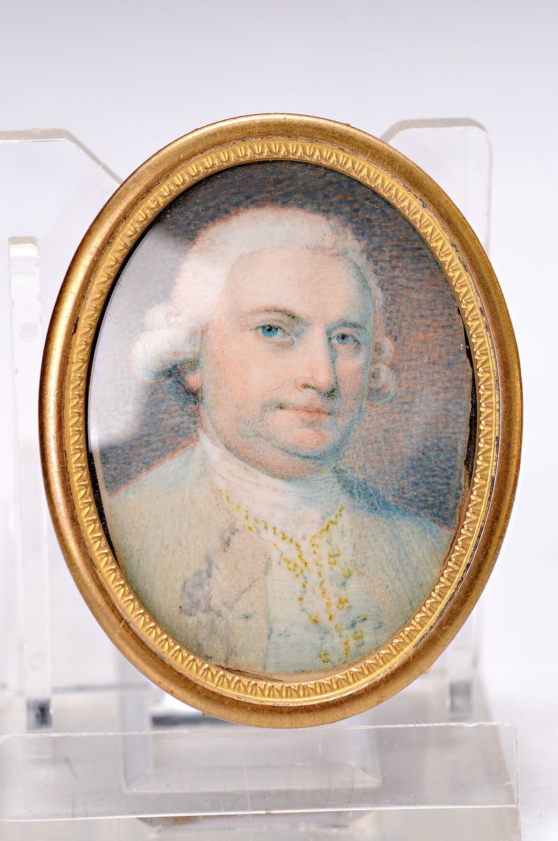 Detail k: Elfenbein-Miniatur, England, um 1770/80, elegante englischer Gentleman, stiltyp. Perücke, sehr gutes Inkarnat und hohe Stofflichkeit bei der ...