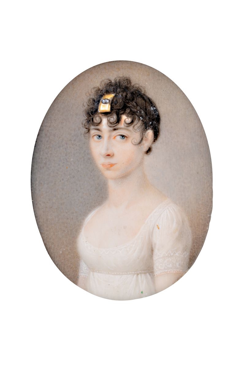 Miniaturmalerei, Frankreich, um 1800, Porträt einer jungen adeligen Dame im weißen Spitzenkleid, sehr feine Malerei auf Elfenbein, oval, ...