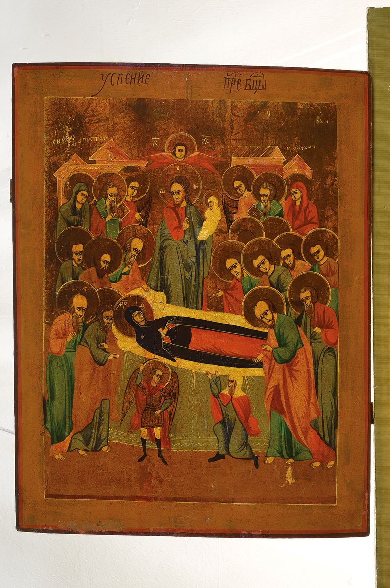 Detail k: Große Ikone, Russland, um 1880, Maria entschlafen, Eitempera auf Holz, ca. 61 x 46 cm, ältere Restauration, rückseitig beschriftet