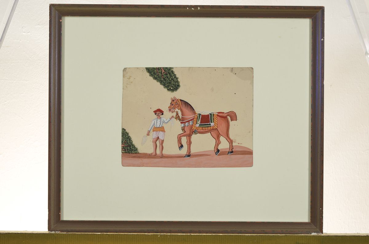 Detail l: Drei indische Miniaturmalereien, 19. Jh, Ochsenkarren, Mann mit Pferd und Mann mit Kamel, Gouache wohl auf Glas, leichte Farbfehlstellen, l. besch., ...