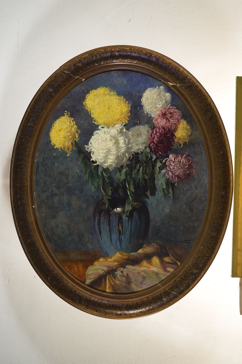 Detail k: Leon Noireaut, geb. 1886 Paris, war um 1920-1939 in Mannheim tätig, hier: Stillleben mit Chrysanthemen, Öl/Holz, rechts unten signiert, im Oval ca. ...