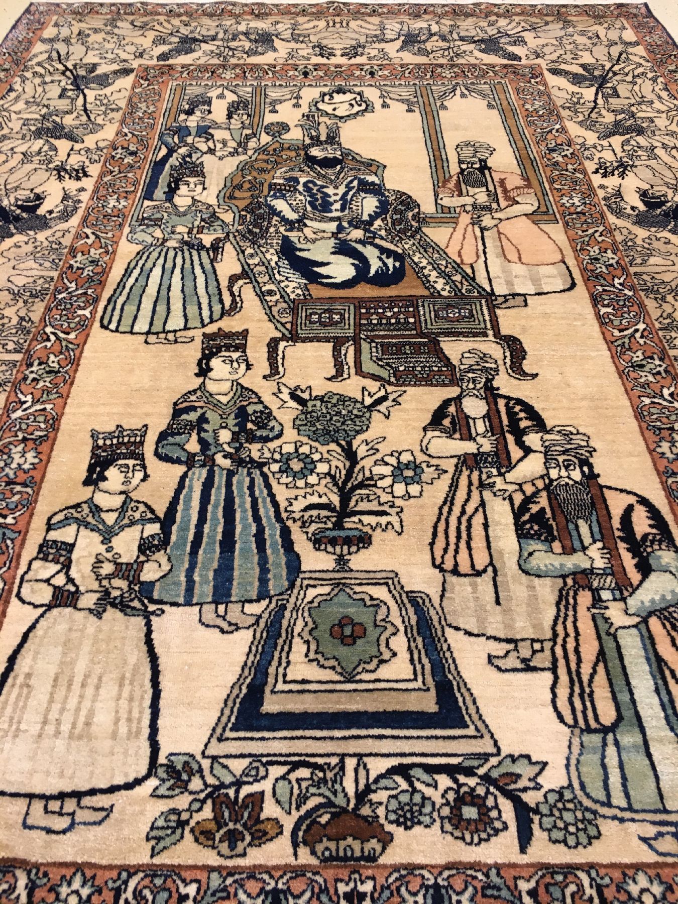 Detail b: Feiner Kerman "Bildteppich" antik (Nader Schah Afschar), Südpersien, Ende 19.Jhd., Wolle geknüpft auf Baumwolle. Feiner Bildteppich aus ...