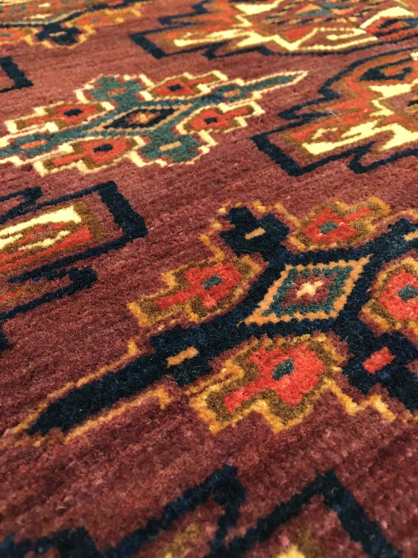 Detail c: Yomud "Tschowal" antik, Turkmenistan, 19.Jhd., Wolle geknüpft auf Wolle. Zelttasche der Yomuden mit Erre Sekundär-Güls und seltener ...