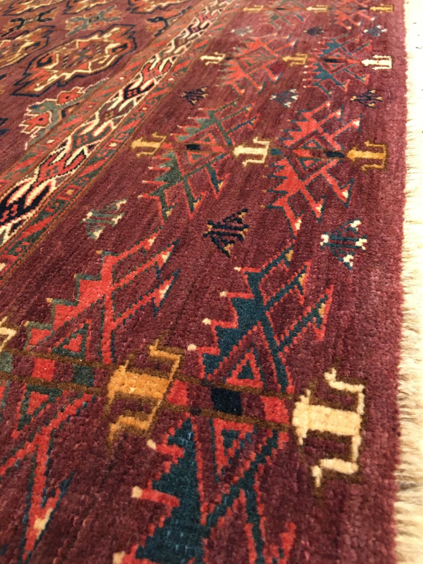 Detail g: Yomud "Tschowal" antik, Turkmenistan, 19.Jhd., Wolle geknüpft auf Wolle. Zelttasche der Yomuden mit Erre Sekundär-Güls und seltener ...