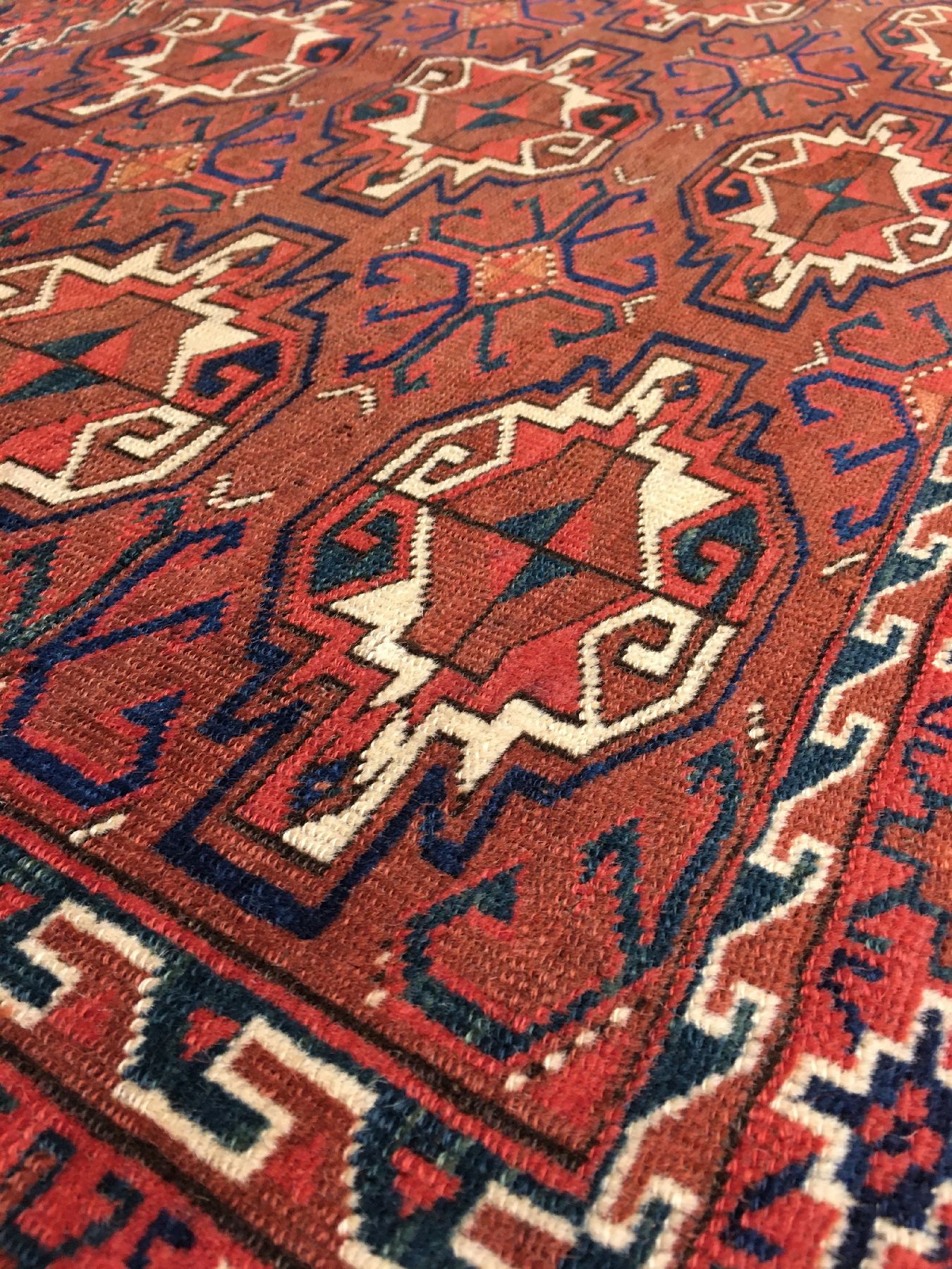 Detail b: Seltener Yomud "Tschowal" antik, Turkmenistan, 19.Jhd., Wolle geknüpft auf Wolle. Rarer Tschowal der Yomuden mit ungewöhnlichen ...
