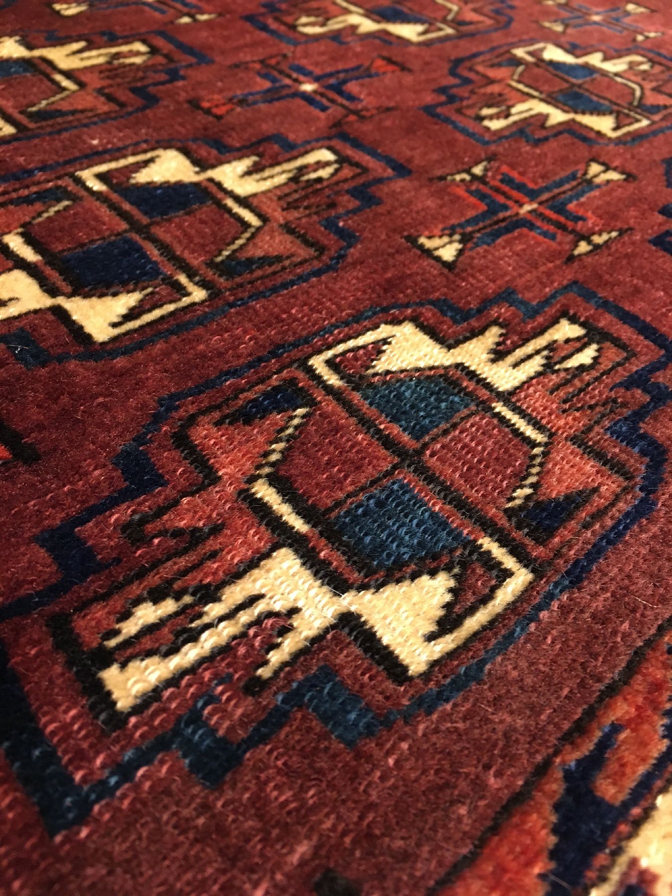 Detail c: Sehr feiner Yomud "Tschowal" antik, Turkmenistan, Mitte 19.Jhd., Wolle geknüpft auf Wolle. Seltener Tschowal der Yomuden in einer enorm ...