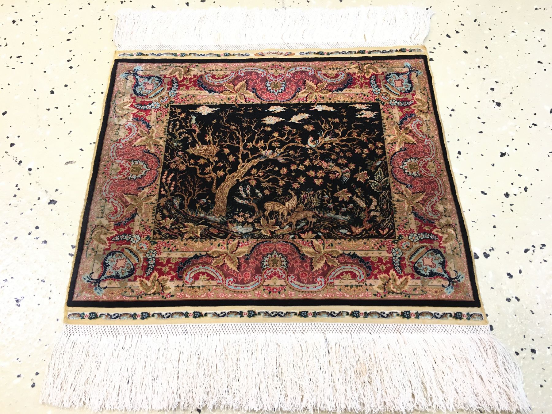 Detail a: Extrem feiner Seiden Hereke "Özipek" (Signiert) "28x28 Knüpfung" 7,8 Mio. Knoten per Quadratmeter, Türkei, um 1980, reine ...