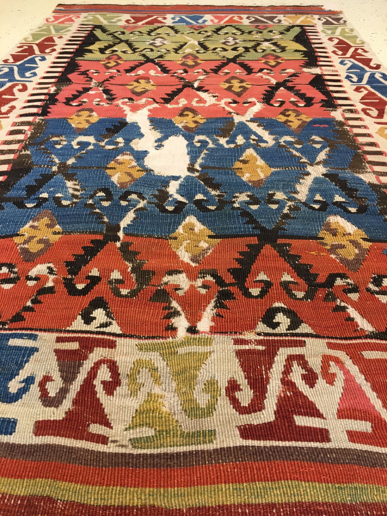 Detail c: Früher Konya "Kelim" antik, Zentralanatolien, Mitte 19.Jhd., Wolle gewebt auf Wolle. Kleinformatiger Kelim aus der Konya Region mit ...