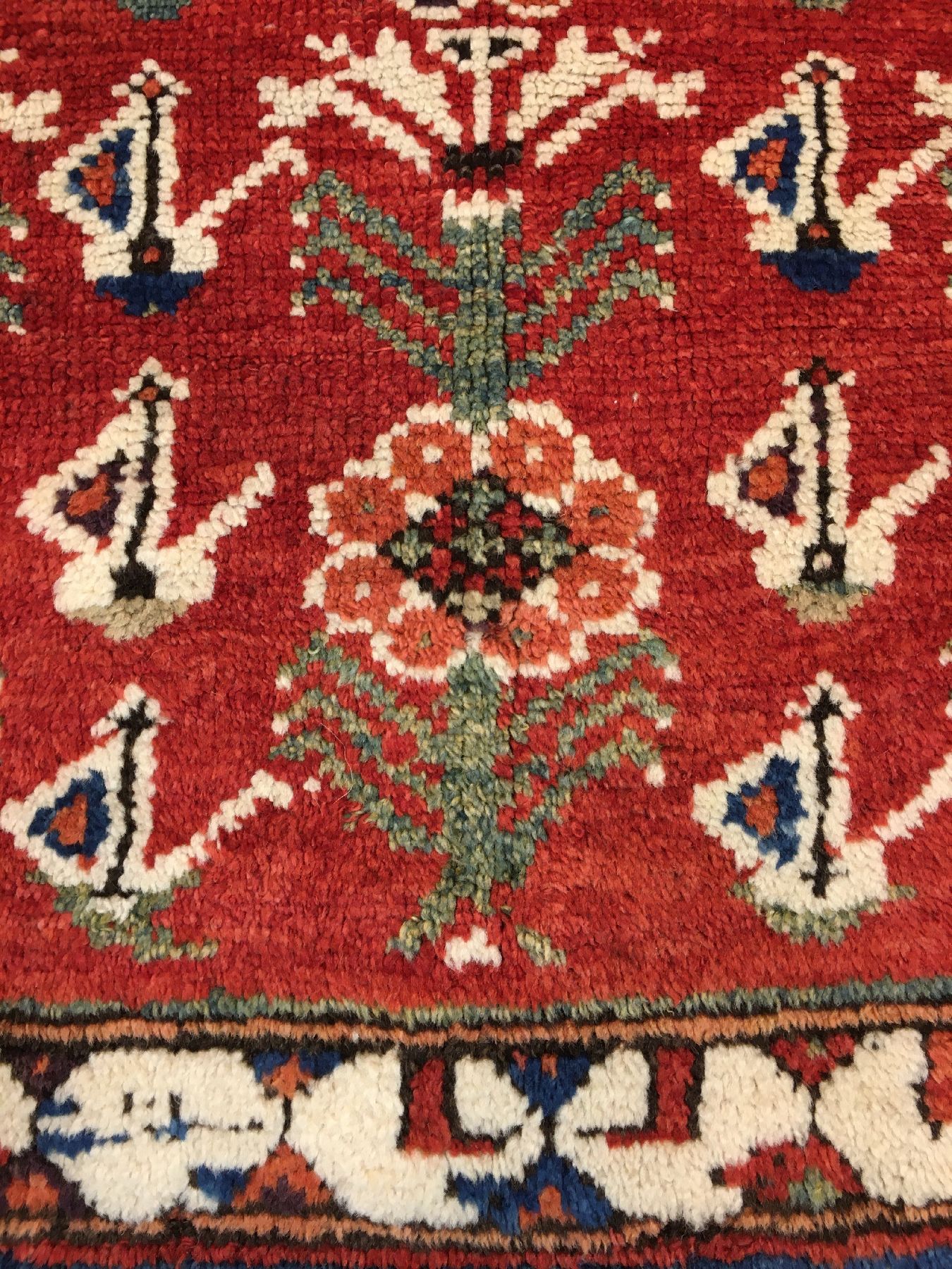 Detail g: Seltener Bergama antik, Nordwestanatolien, 1.Hälfte 19.Jhd., Wolle geknüpft auf Wolle. Rarer Nordwestanatolischer Bergama mit charakteristischer ...