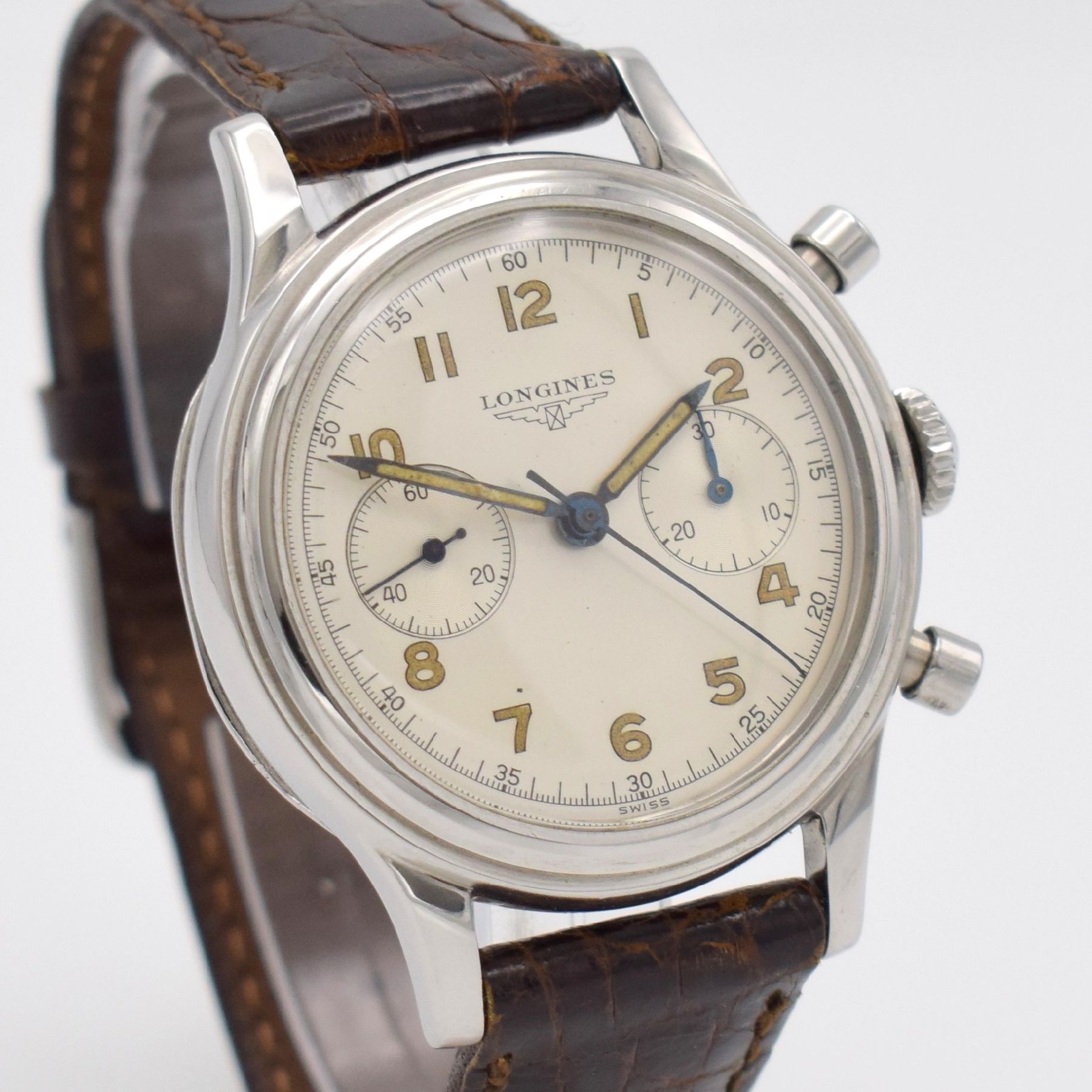 Detail e: LONGINES seltener 37,5 mm Fly-Back Chronograph Referenz 6075, Schweiz verkauft lt. Longines-Abfrage Okt. 1954, Handaufzug, 2-tlg.Geh., Boden ...
