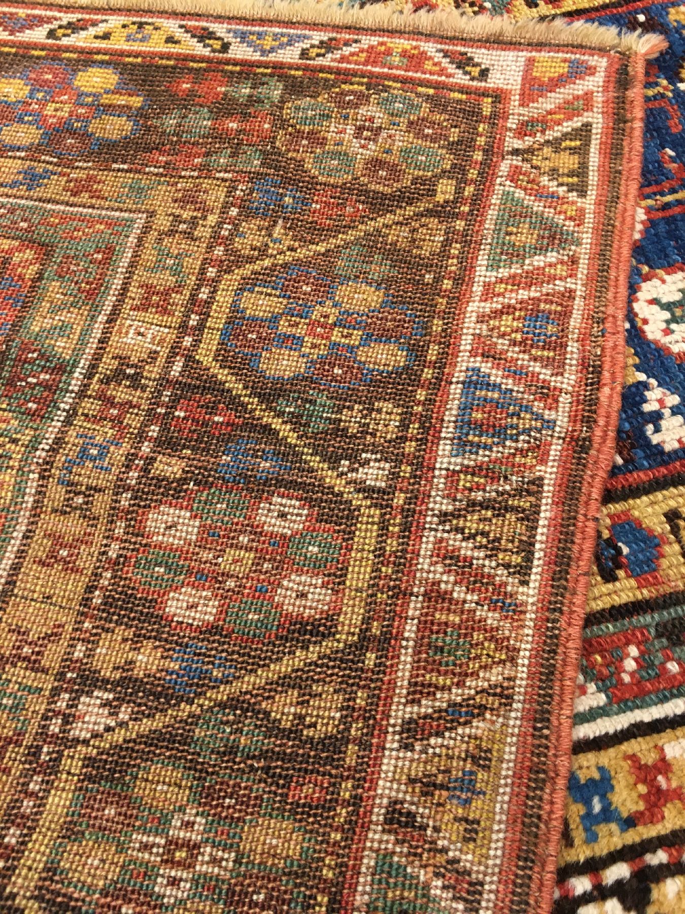 Detail h: Megri "Gebetsteppich" antik, Südwestanatolien, 19.Jhd., Wolle geknüpft auf Wolle. Seltener Megri im Gebets-Typus mit erstklassigen ...