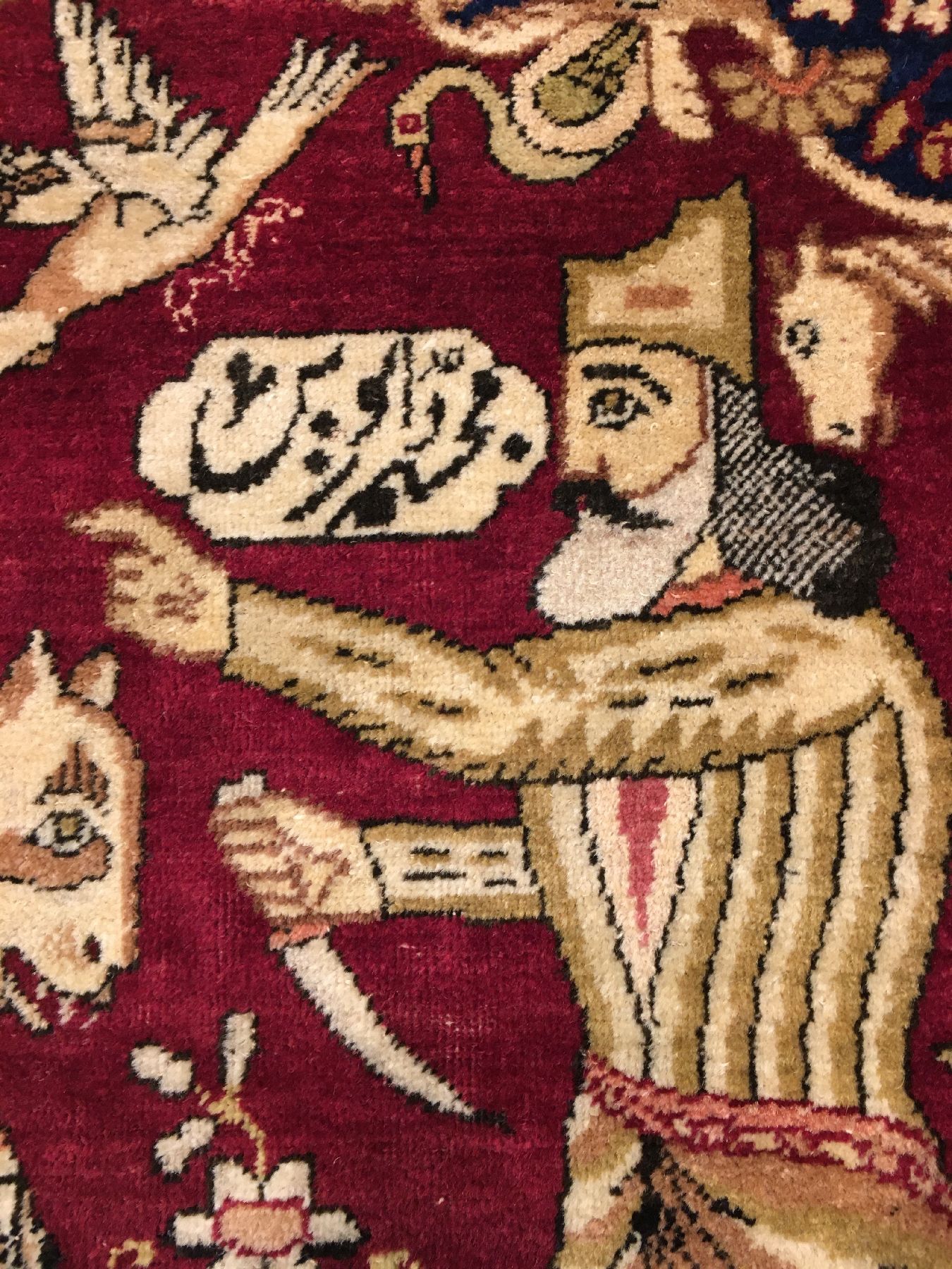 Detail d: 1 Paar feine Kerman-Ravar "Bildteppiche" antik (Rostam kämpft gegen den weißen Diew & König Dariush), Südpersien, Ende 19.Jhd., ...