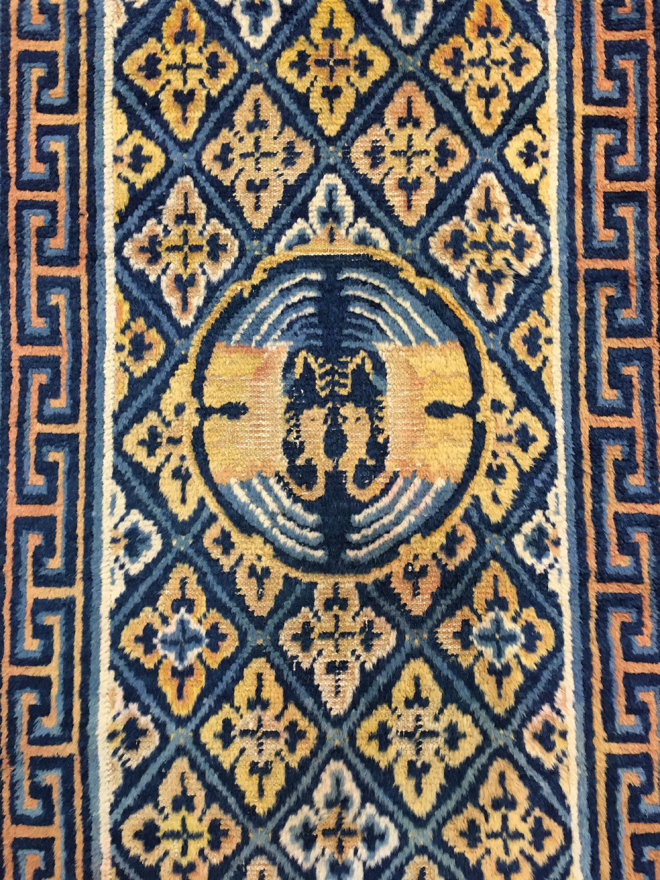 Detail d: Sehr Seltene Ning-Hsia "Galerie" antik, Westchina, 1.Hälfte 19.Jhd., Wolle geknüpft auf Baumwolle. Einzigartige Galerie mit über ...