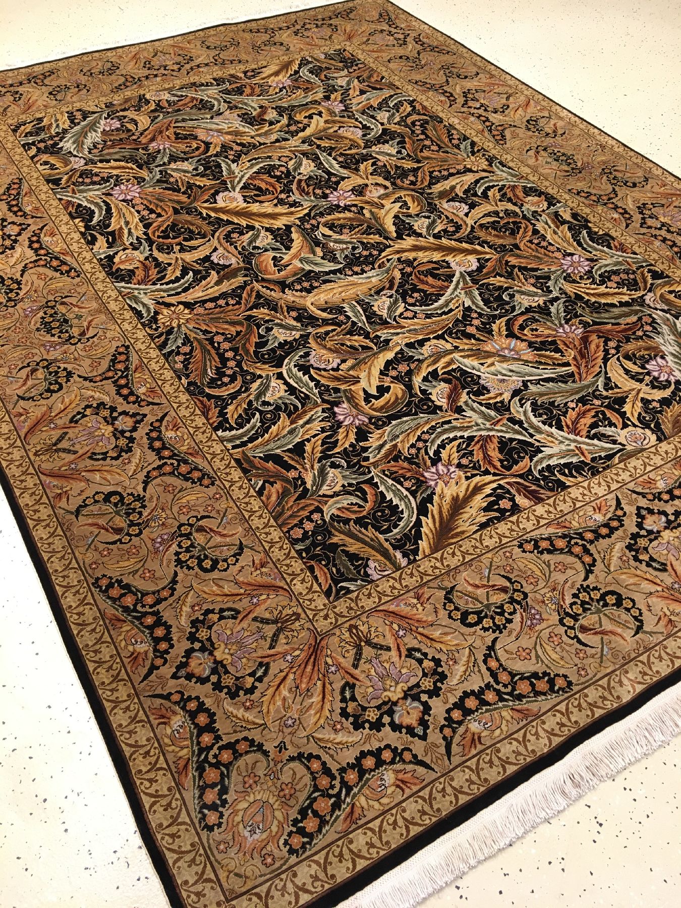 Detail b: Feiner Seiden Hereke "Cinar" alt, Türkei, um 1970, reine Naturseide. Hochdekorativer Seiden Hereke aus den berühmten Meisterwerkstätten ...