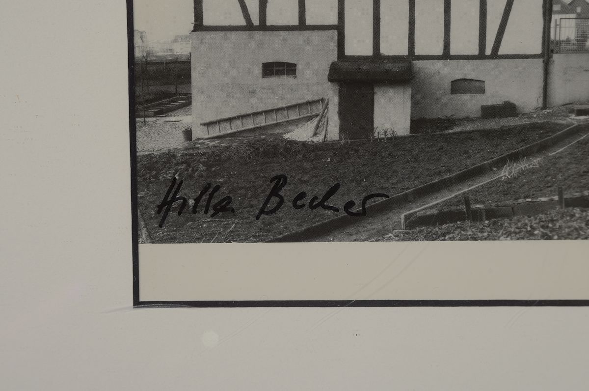 Detail a: Hilla Becher, 1934 - 2015, vier Multiples, 3 x handsigniert, ca. 14.5 x 10 cm, unter Glas, Rahmen, PP., ca. 35 x 35 cm