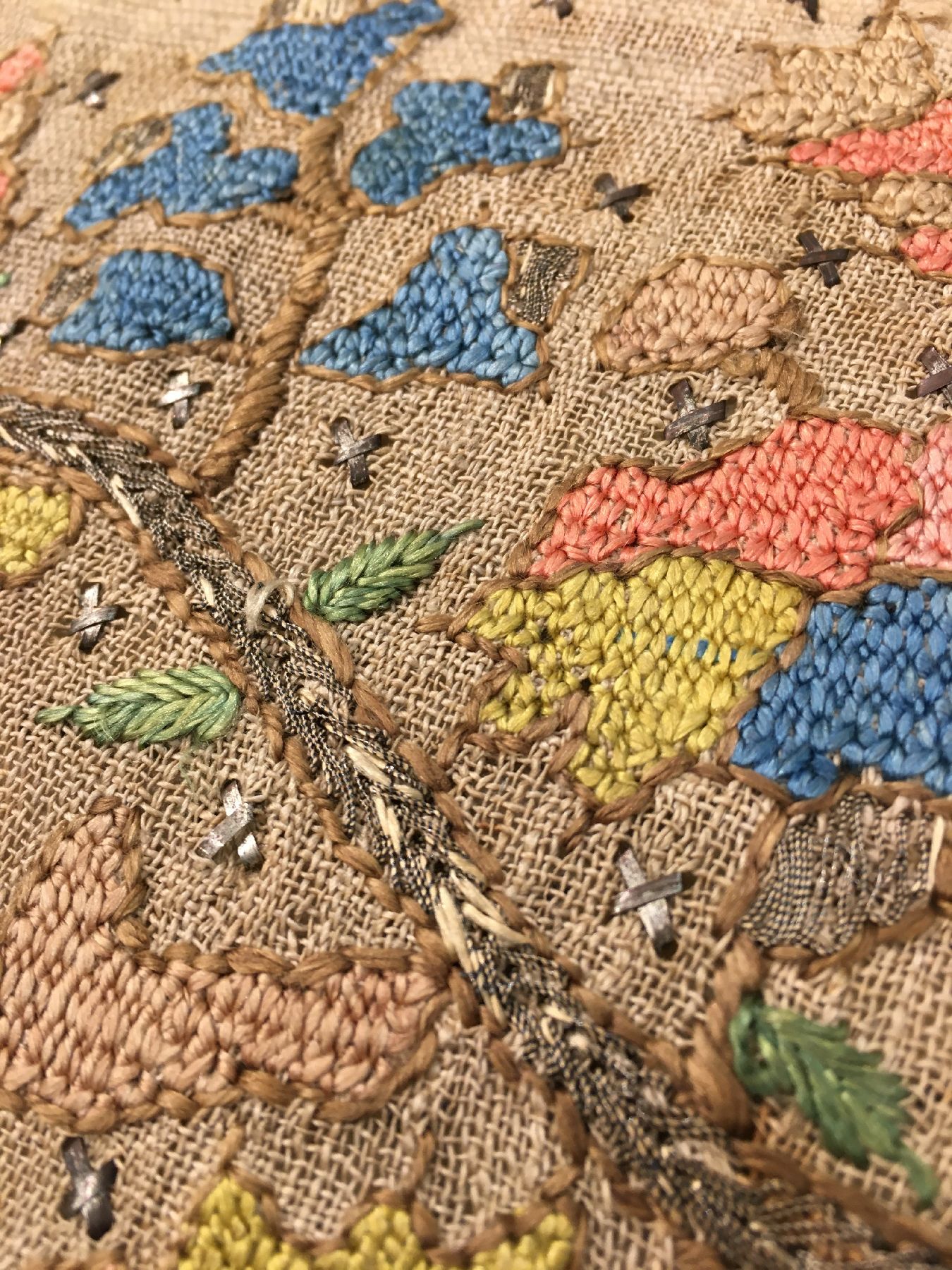 Detail f: (10 Lots) Osmanische "Tücher/Tischdecken" antik (Seiden-Metallstickerei), Osmanisches- Reich, frühes bis Mitte 19.Jhd., Seiden- ...