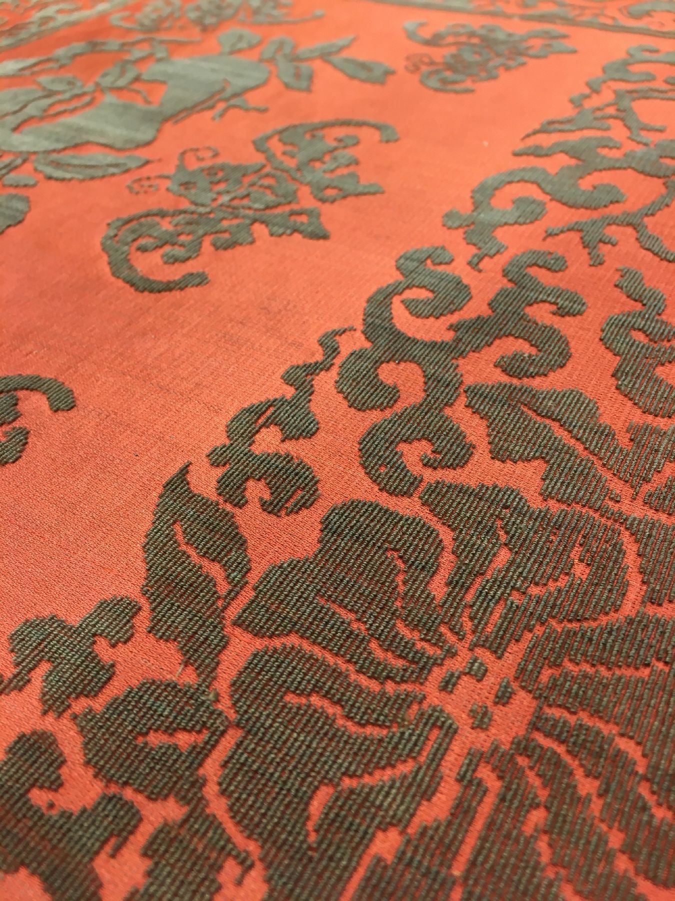 Detail f: Sehr feines chinesisches "Seiden-Velvet" Textil antik (Qing Dynastie), China, 1.Hälfte 19.Jhd., Velvetstickerei. Sehr feine Handarbeit. ...