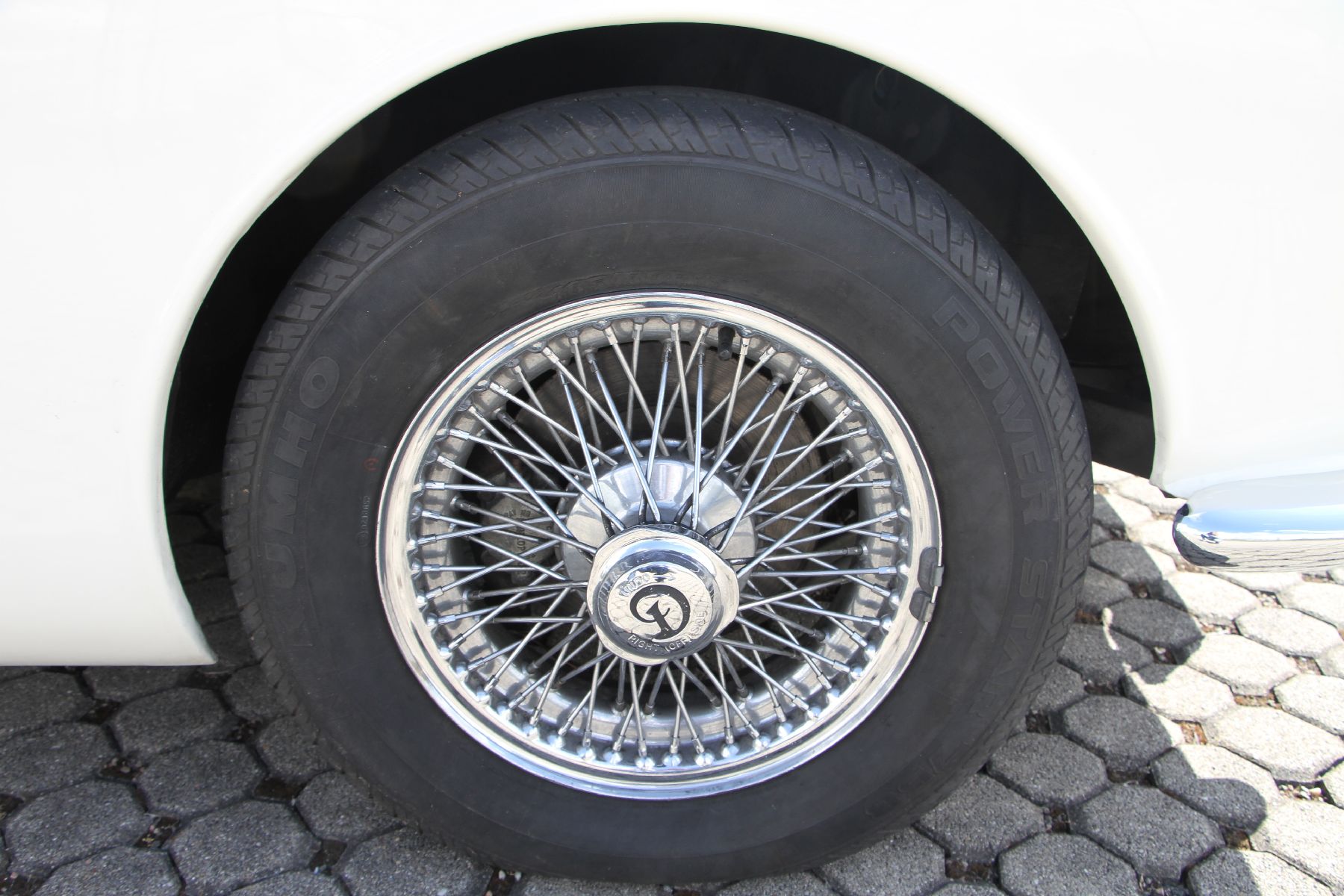 Detail e: Daimler 2,5 Liter V8 Saloon Limousine, Fahrgestellnummer: P1K1963BW, EZ 02/1968, Laufleistung ca. 22.185 miles, H-Zulassung, 124 PS, ...