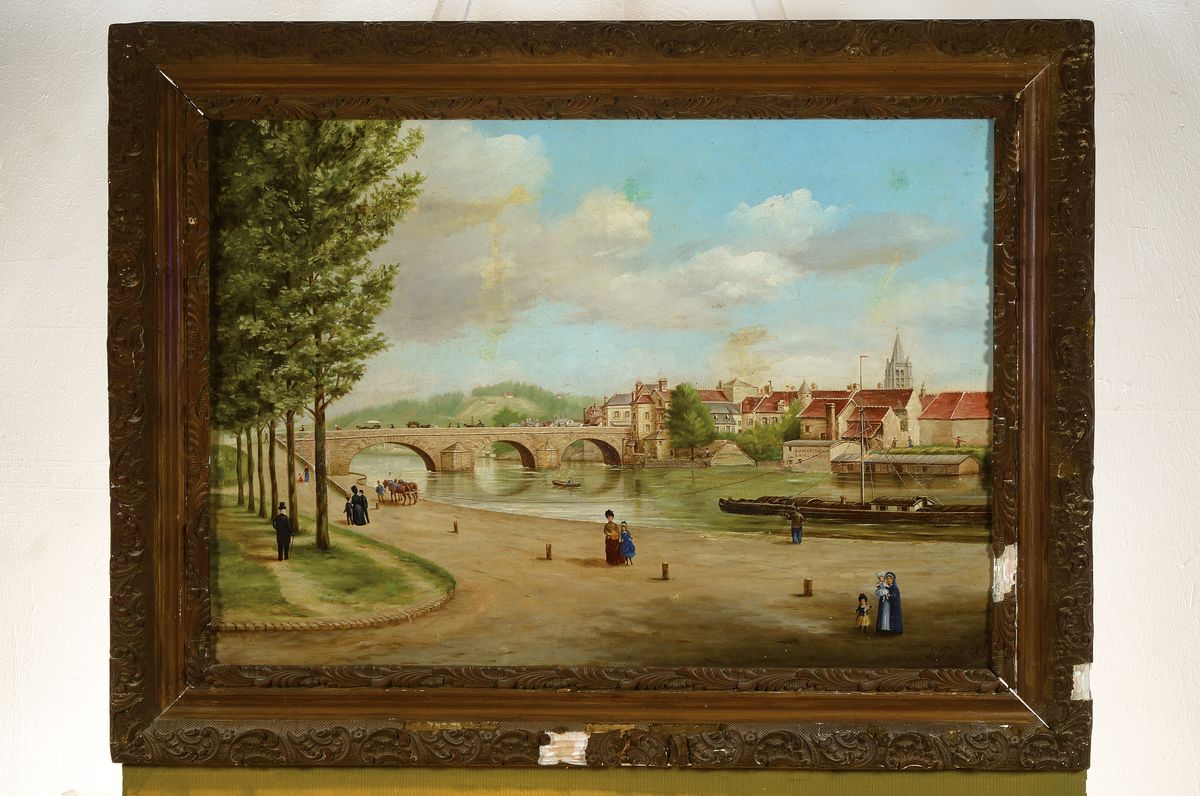 Detail k: Französischer Künstler, C. Peres, datiert 1889, wohl Loire Stadtansicht, Hafen mit Promenade, Brücken und Flussgeschehen und Personenstaffage ...