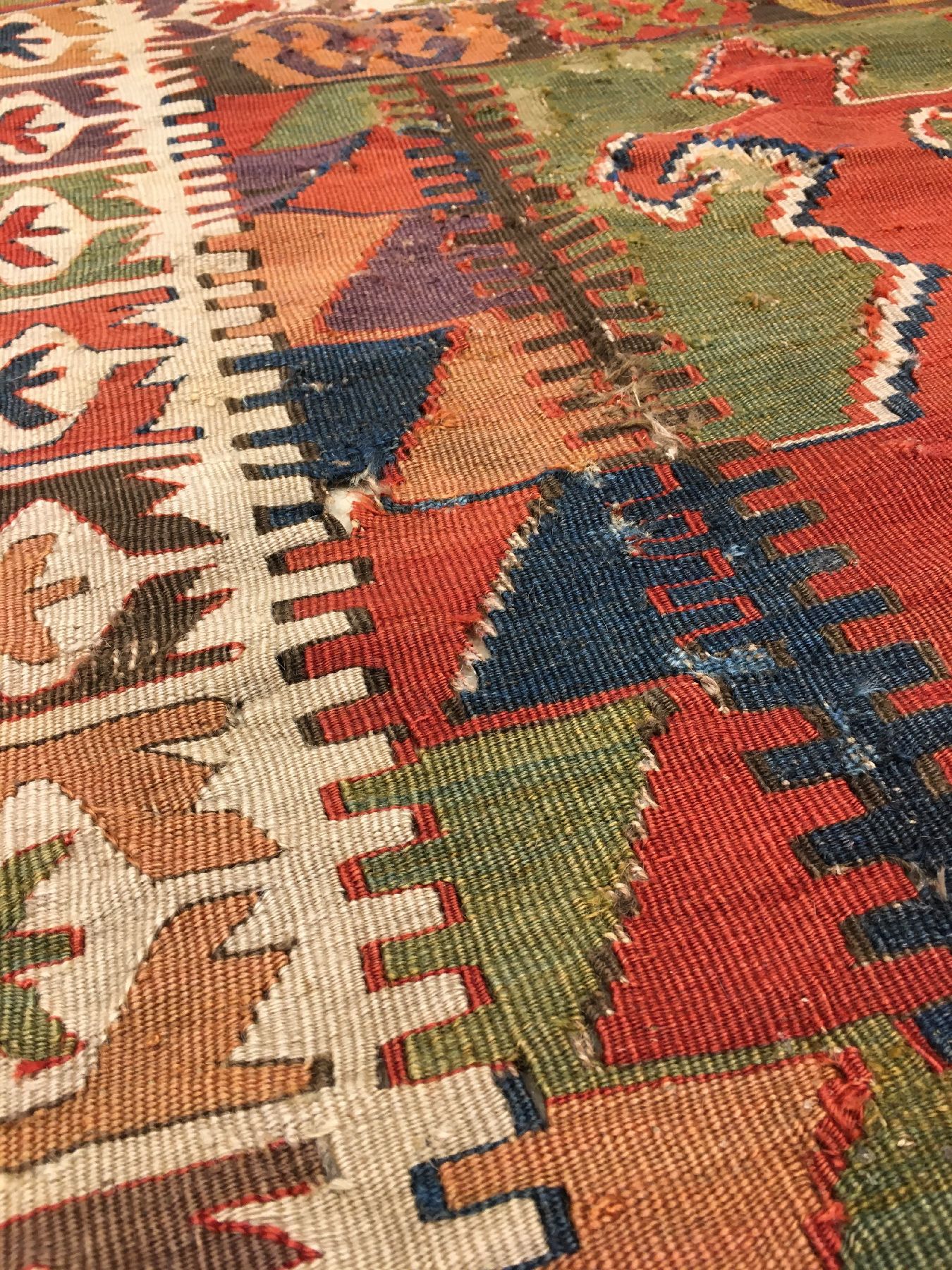 Detail f: Seltener Konya "Gebetskelim" antik (Publiziert), Zentralanatolien, Mitte 19.Jhd., Wolle gewebt auf Wolle. Publizierter Gebetskelim aus ...