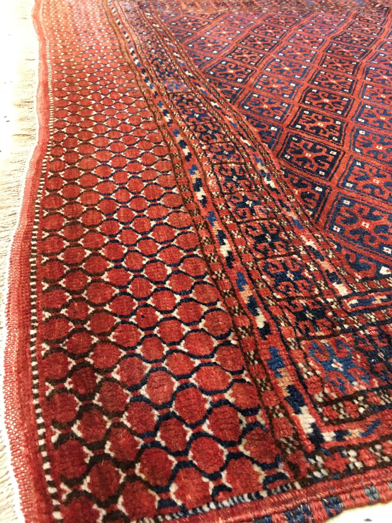 Detail f: Feiner Göklan antik, Nordostpersien Gurgan, 19.Jhd., Wolle geknüpft auf Wolle. Fein geknüpfte Zeremonial-Sitzunterlage der Göklan-Turkmenen mit ...
