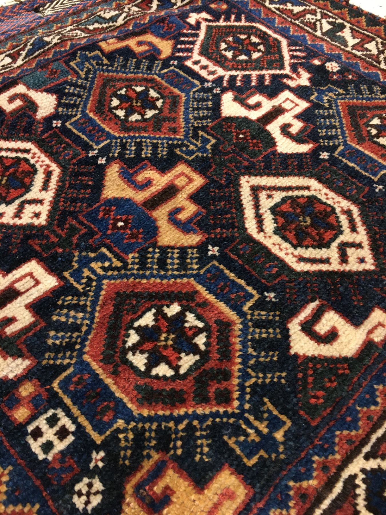 Detail d: 1 Paar Khamseh "Taschen" antik, Südwestpersien Fars-Region, Ende 19.Jhd., Wolle geknüpft auf Wolle/Ziegenhaar. Zwei Große Taschen mit ...