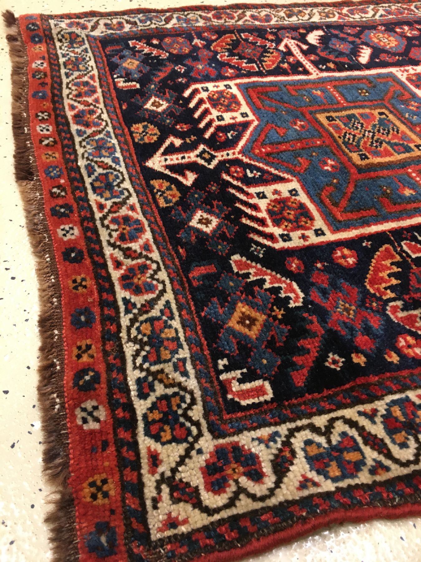 Detail f: Große Khamseh "Taschenfront" antik, Südwestpersien Fars-Region, 19.Jhd., Wolle geknüpft auf Wolle/Ziegenhaar. Seltene großformatige ...