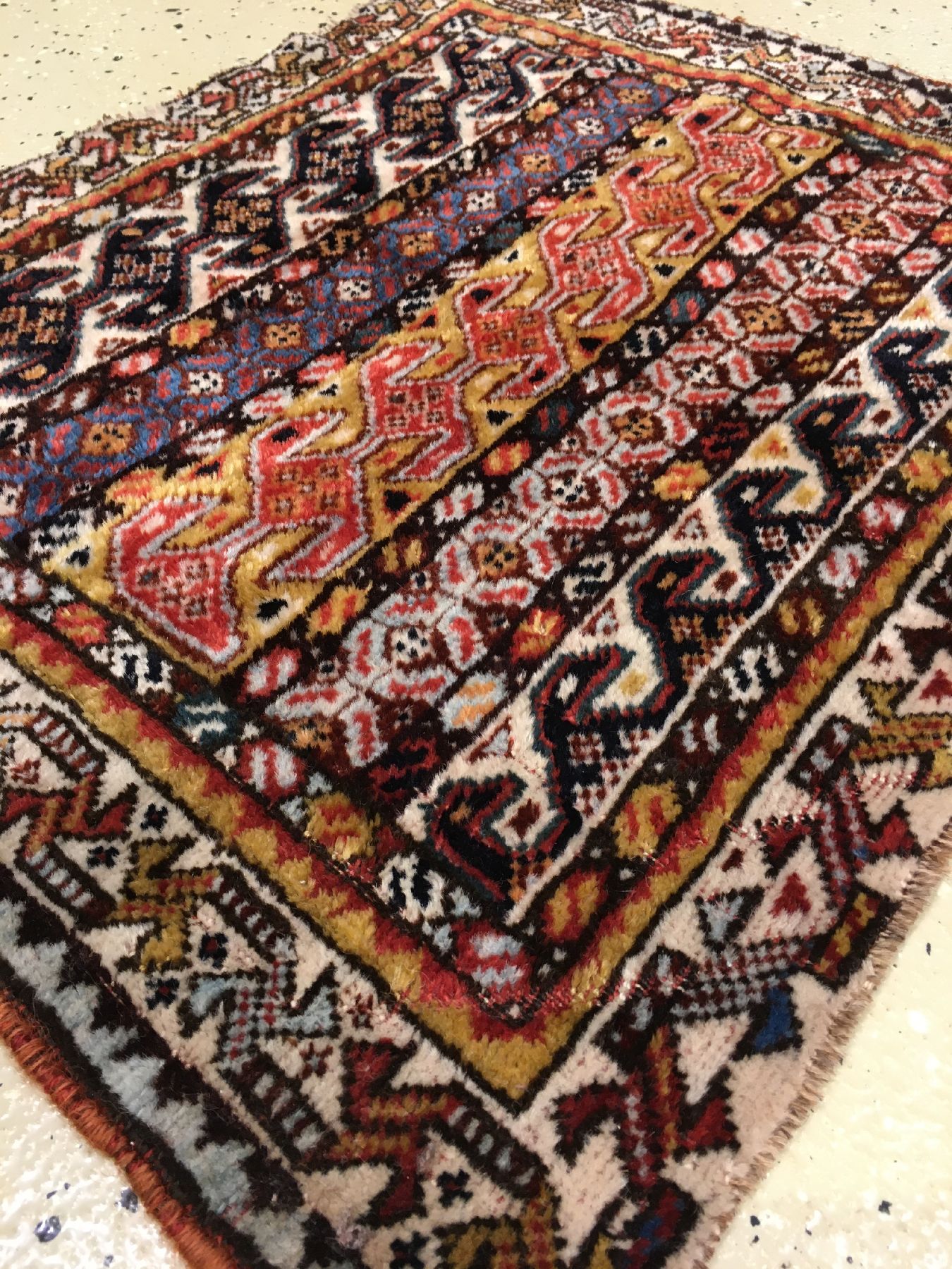 Detail b: Feine Gaschgai "Taschenfront" antik, Südwestpersien Fars-Region, 2 Hälfte 19.Jhd., Wolle geknüpft auf Wolle. Seltene Taschenfront der ...