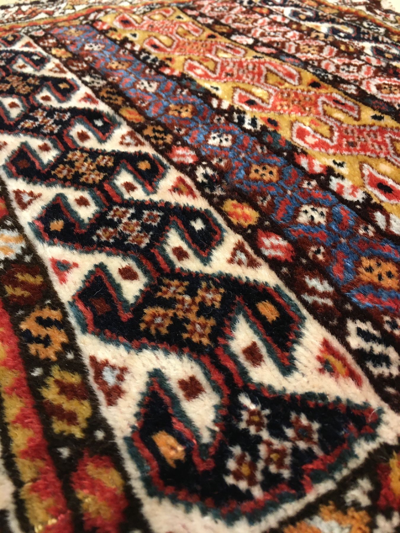 Detail d: Feine Gaschgai "Taschenfront" antik, Südwestpersien Fars-Region, 2 Hälfte 19.Jhd., Wolle geknüpft auf Wolle. Seltene Taschenfront der ...