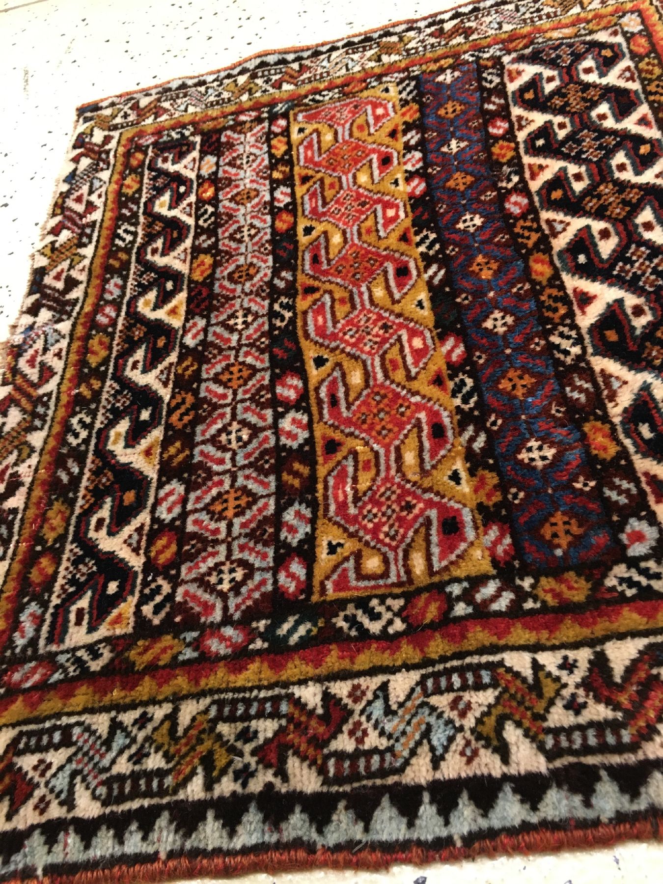 Detail e: Feine Gaschgai "Taschenfront" antik, Südwestpersien Fars-Region, 2 Hälfte 19.Jhd., Wolle geknüpft auf Wolle. Seltene Taschenfront der ...