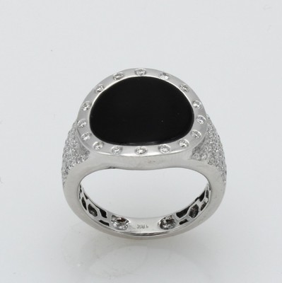 Image 26106340 - Ring mit Onyx und Brillanten