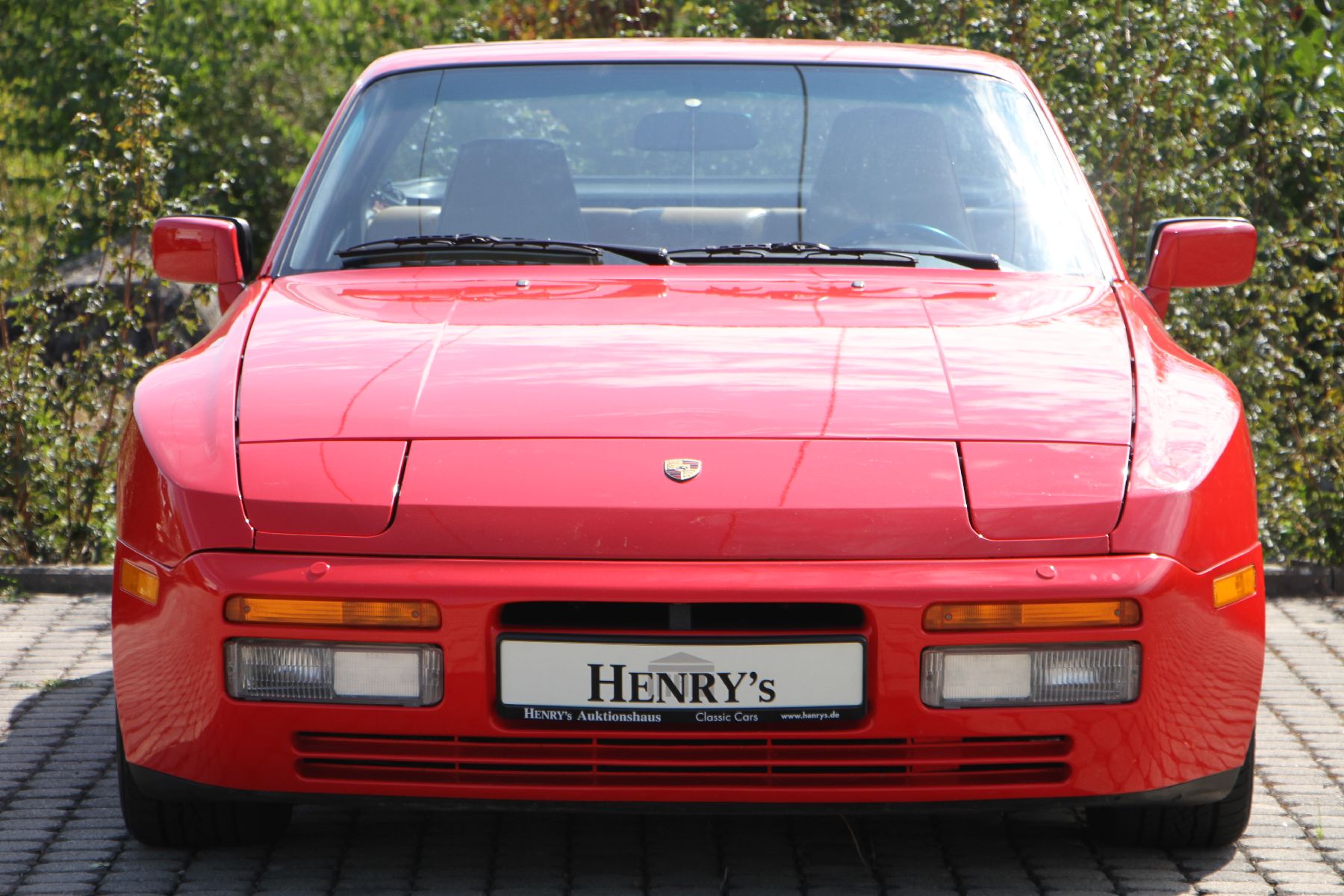 Detail a: Porsche 944 Turbo, Fahrgestellnummer: WPOAA295XHN152071, Text siehe Folgeblatt, EZ 1987, 1. Hand, in Deutschland noch keine Zulassung, Laufleistung ...