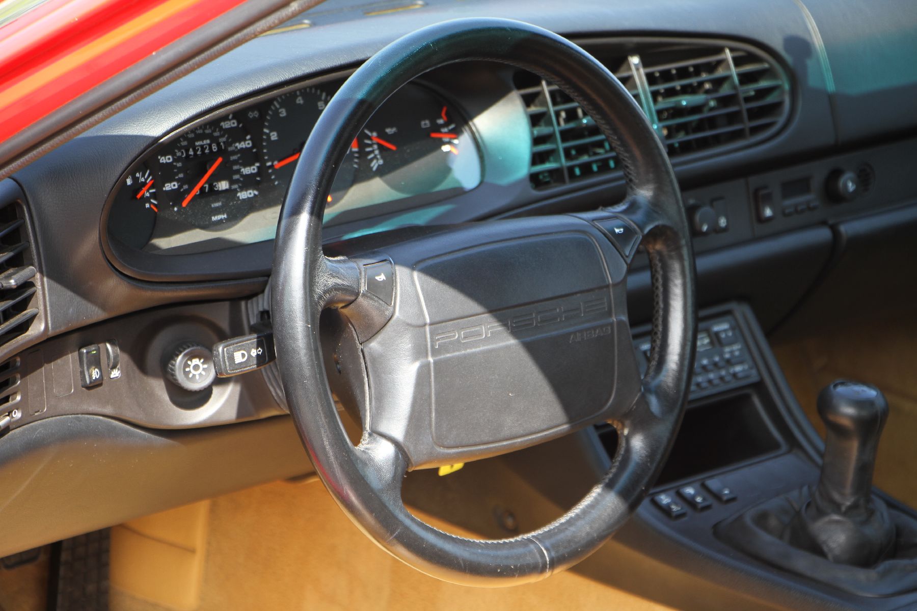 Detail i: Porsche 944 Turbo, Fahrgestellnummer: WPOAA295XHN152071, Text siehe Folgeblatt, EZ 1987, 1. Hand, in Deutschland noch keine Zulassung, Laufleistung ...