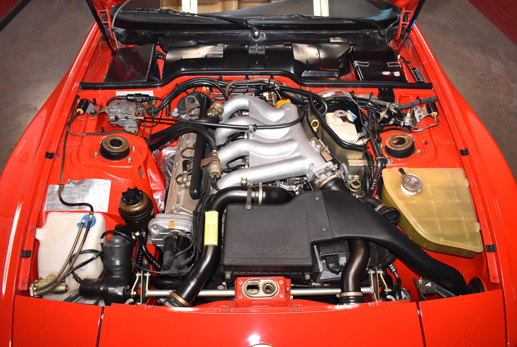 Detail j: Porsche 944 Turbo, Fahrgestellnummer: WPOAA295XHN152071, Text siehe Folgeblatt, EZ 1987, 1. Hand, in Deutschland noch keine Zulassung, Laufleistung ...