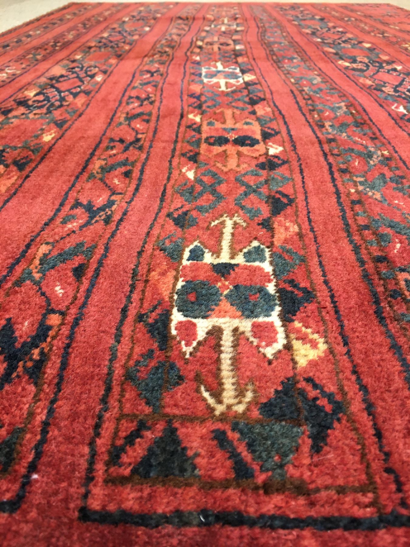 Detail c: Großer Beschir "Tschowal" antik, Turkmenistan Amu-Darja, Mitte 19.Jhd., Wolle geknüpft auf Wolle. Große farbenfrohe Zelttasche der ...