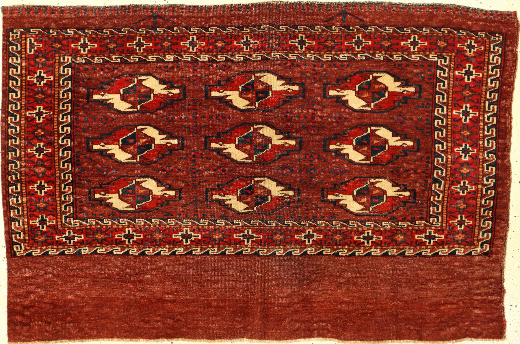 Feiner Yomud "Tschowal" antik, Turkmenistan, 19.Jhd., Wolle geknüpft auf Wolle. Zelttasche der Yomuden mit seltenen Sekundärmotiven. ...