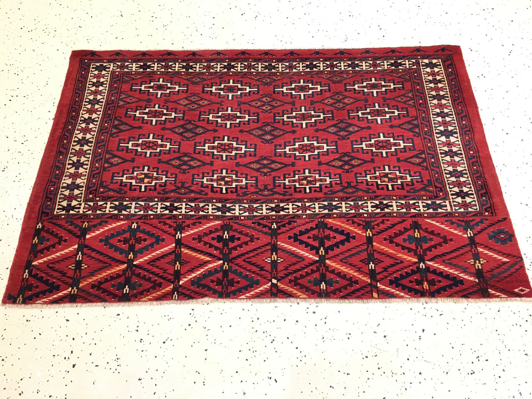 Detail a: Sehr feiner Yomud "Tschowal" antik, Turkmenistan, 19.Jhd., Wolle geknüpft auf Wolle. Sehr qualitätvolle und farbenfrohe Zelttasche der ...
