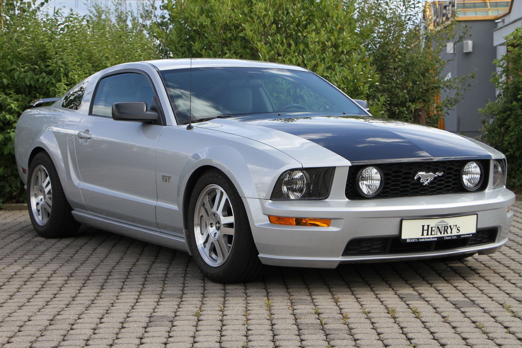 Detail a: Ford Mustang GT Coupé, Fahrgestellnummer: 1ZVFT82H865204895, EZ 09/2007, 2. Hand, Laufleistung 32.425 km, HU 04/2022, 224 kW/ 305 PS, 8-Zylinder, ...