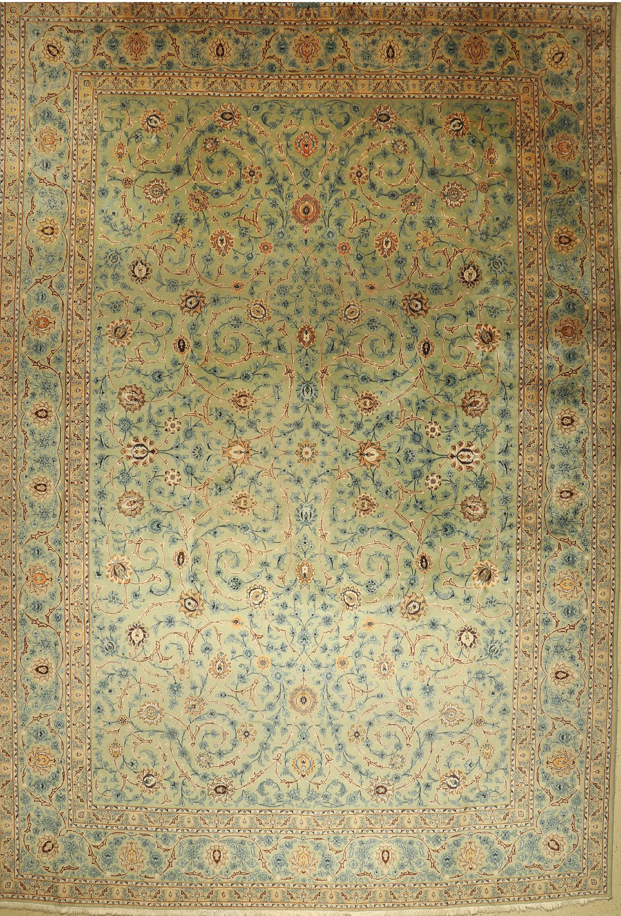 Keschan alt (Signiert), Persien, um 1950, Wolle auf Baumwolle, ca. 510 x 346 cm, EHZ: 3 (alter Mottenfrass an den Fransenbereich).