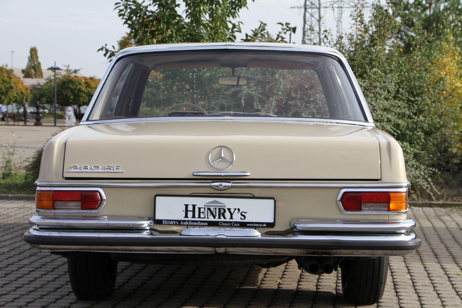 Detail c: Mercedes Benz, 280 SE W108, Fahrgestellnummer:10801810032814, EZ 09/1969, 2. Hand, Laufleistung 12.748 km abgelesen, HU 09/2022, H-Zulassung, 118 ...