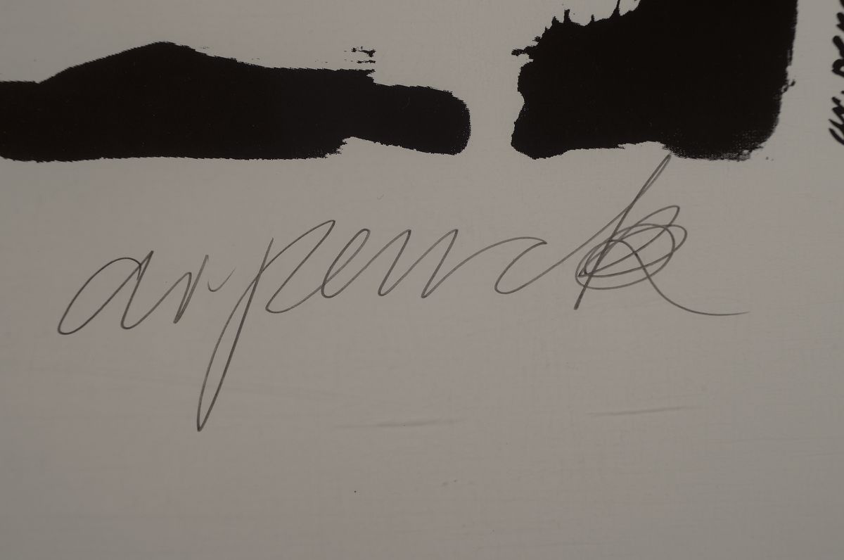 Detail a: A.R. Penck, 1939 Dresden - 2017, "Flagge zeigen", nur 35 handsignierte Exp., rückseitig von fremder Hand num. 32/35, 84 x 59.5 cm