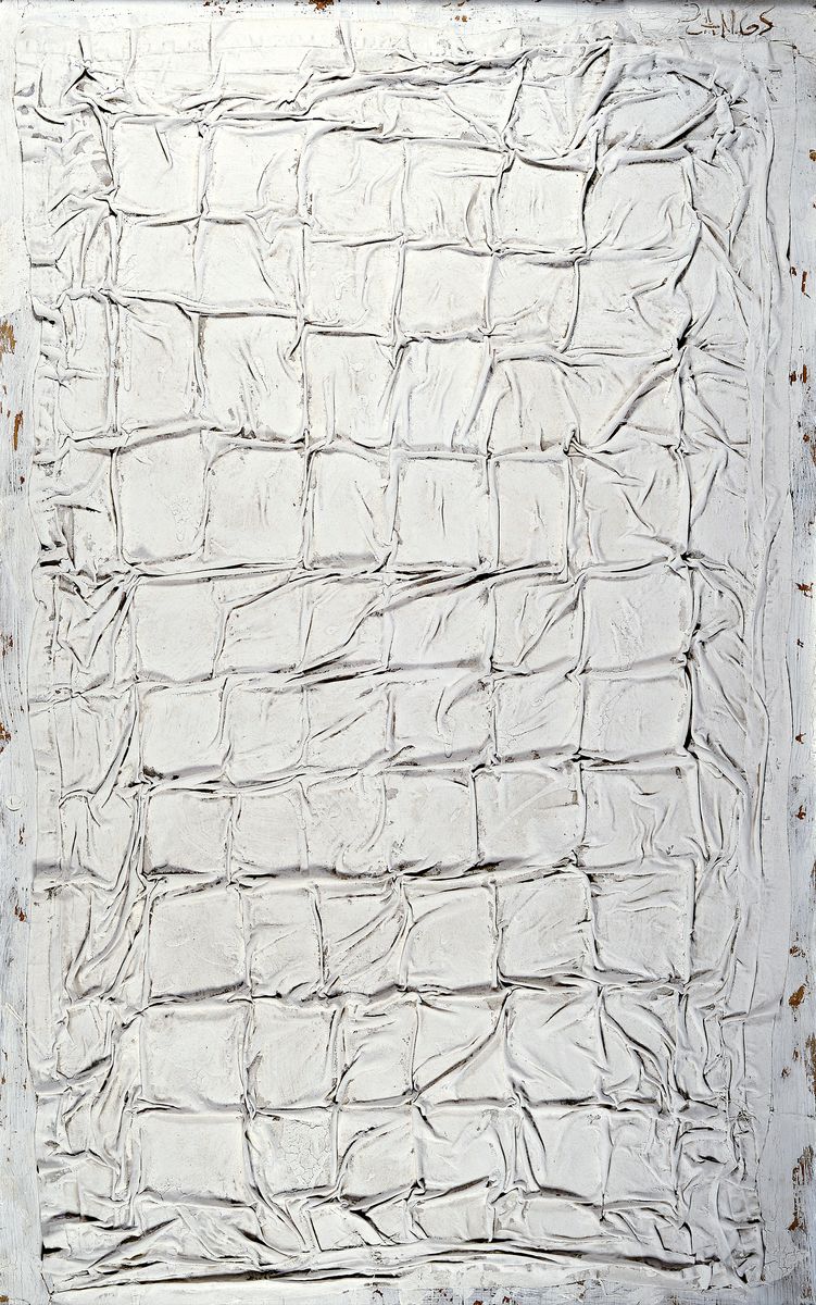Herbert Zangs, 1924 - 2003, Gratfaltung, Acryl über Stoff auf Holzplatte, der Stoff wurde vom Künstler in Quadrate in senkrechte und waagerechte ...
