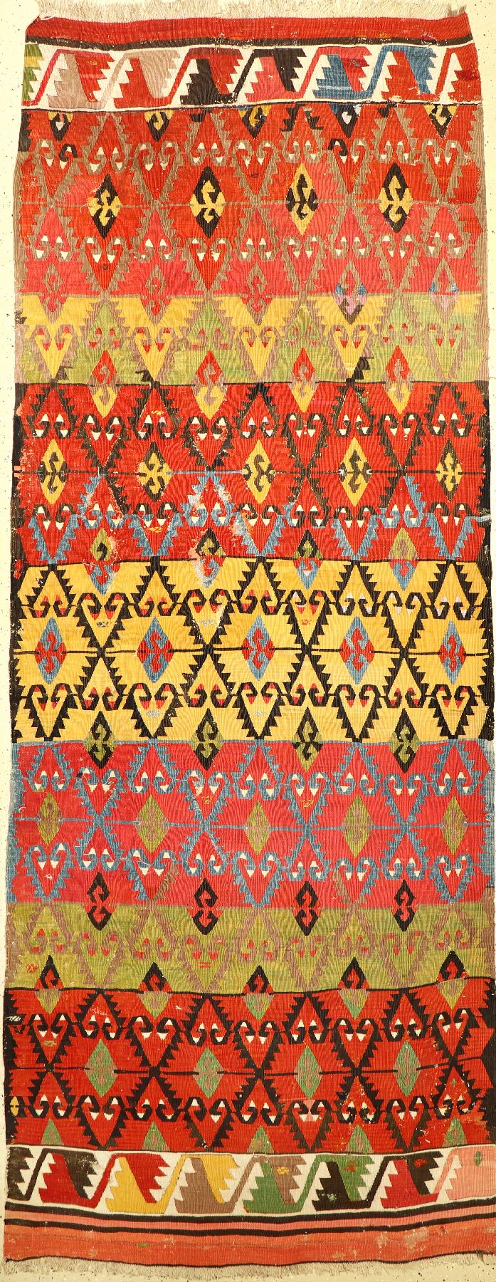 Seltener früher Zentralanatolischer Kelim antik, Zentralanatolien Aksaray/Kappadokien Region, 1.Hälfte 19.Jhd., Wolle gewebt auf Wolle, ca. 368 x ...