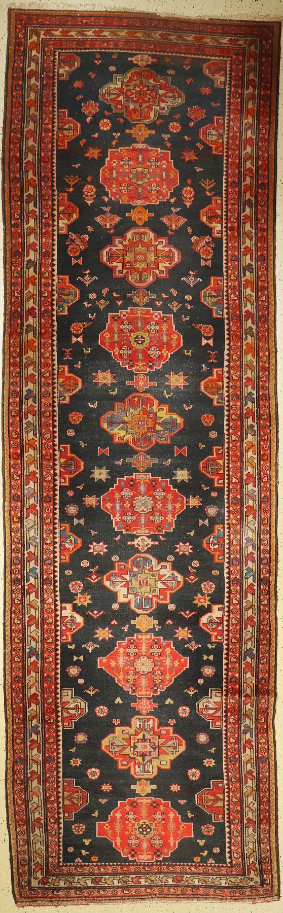 Feine Malayer Galerie, Persien, um 1940, Wolle auf Baumwolle, ca. 370 x 110 cm, feine Qualität, EHZ: 3