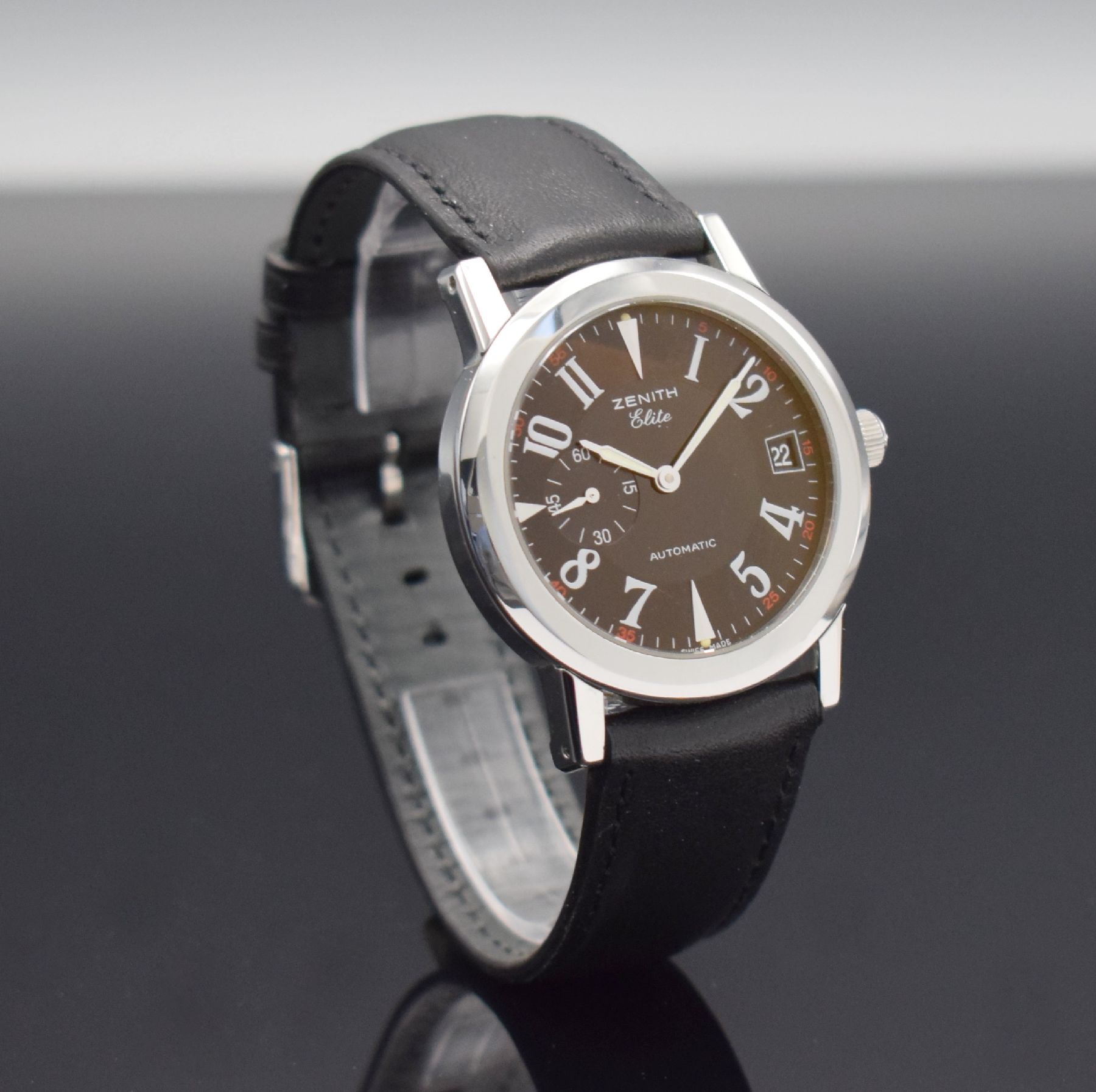 Detail d: ZENITH Elite Port Royal V Herrenarmbanduhr in Edelstahl Ref. 01/02.0450.680, Schweiz um 2000, Automatik, beids. vergl. Geh., Boden 6- fach verschr., ...