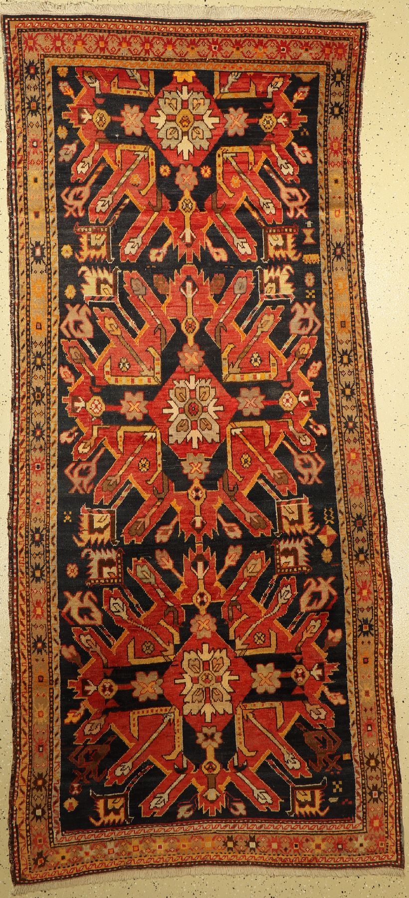 Adler Kazak antik, Kaukasus, um 1900, Wolleauf Wolle, ca. 275 x 116 cm, EHZ: 3, (gereinigt)