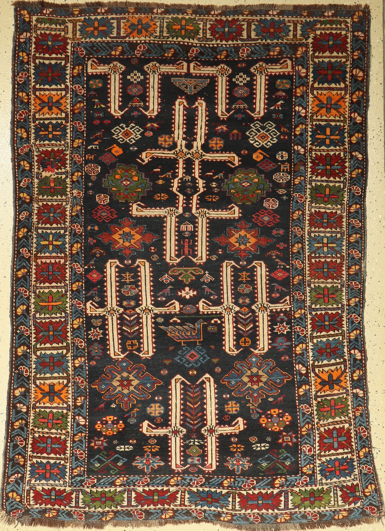 Blattgabel Shirwan, Kauskaus, um 1920, Wolle auf Wolle, ca. 183 x 137 cm, EHZ: 3-4