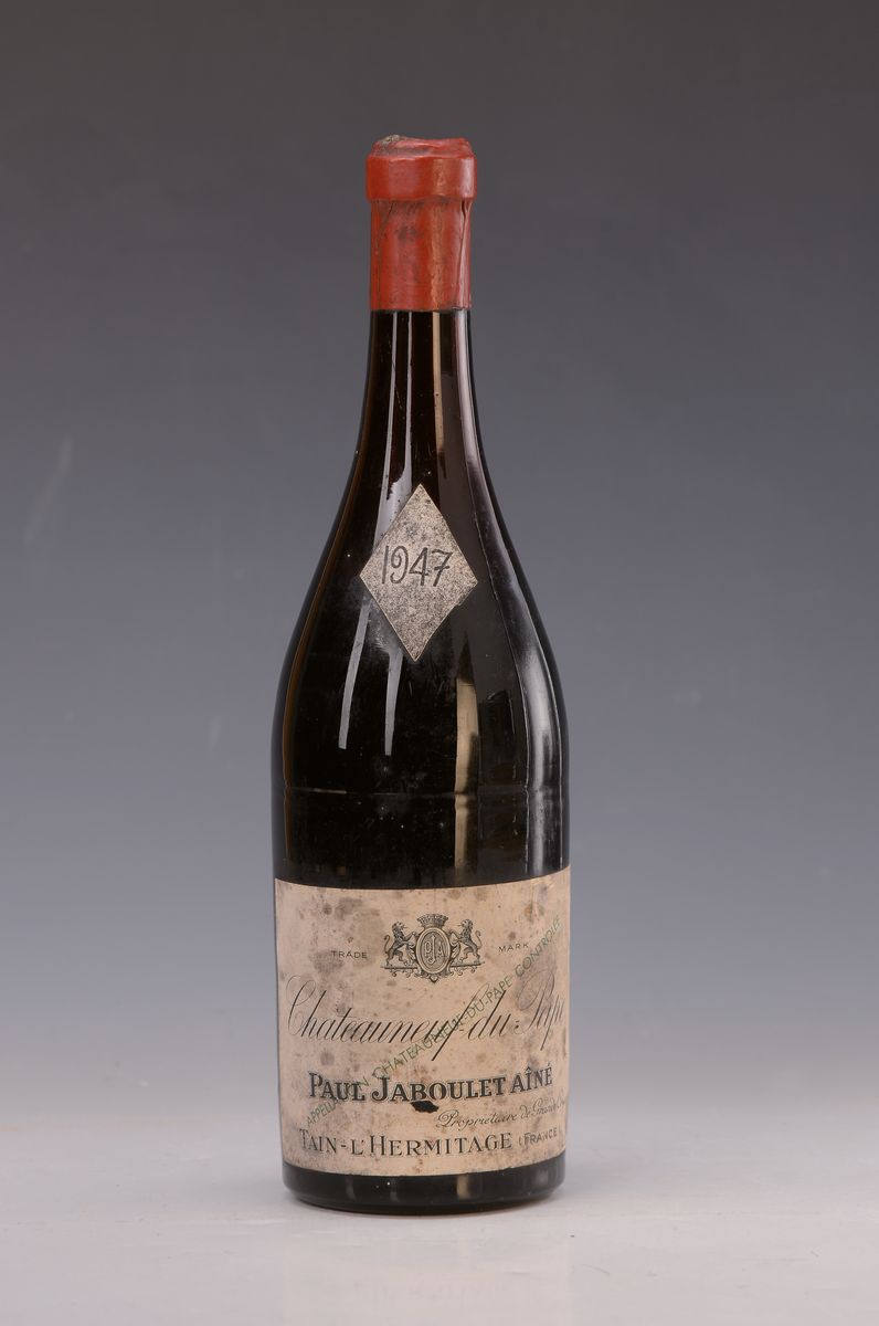 1 Flasche Rotwein, 1947 Paul Jaboulet Ainé, Chateauneuf-du-Pape Les Cedres, 0.75 l Füllstand lower shoulder, Etikett mit Alterssp.